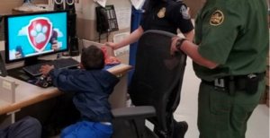 Border Patrol Finds Abandoned Toddler with Phone Number on His Shoes